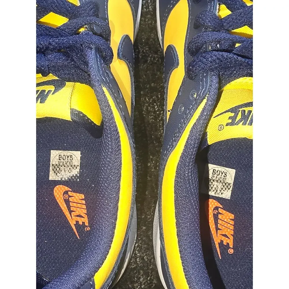 Nike Dunk Low Michigan 2021 Size 7Y (Womens 8.5 / Mens 7) Yellow Navy